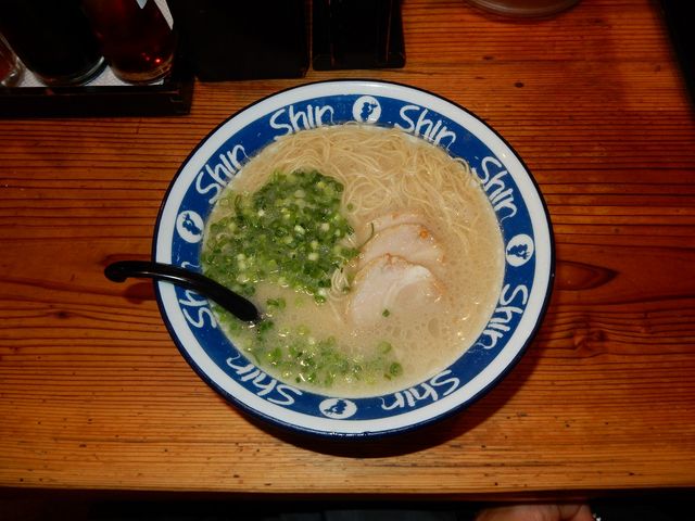 �܂��H�ׂɗ�����_������[�߂�Shin�\Shin
