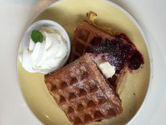 IN THE GREEN C U O[ւ̓eʐ^1