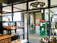 䂳̃X^[obNXR[q[ ㉷wɓXւ̓eʐ^1