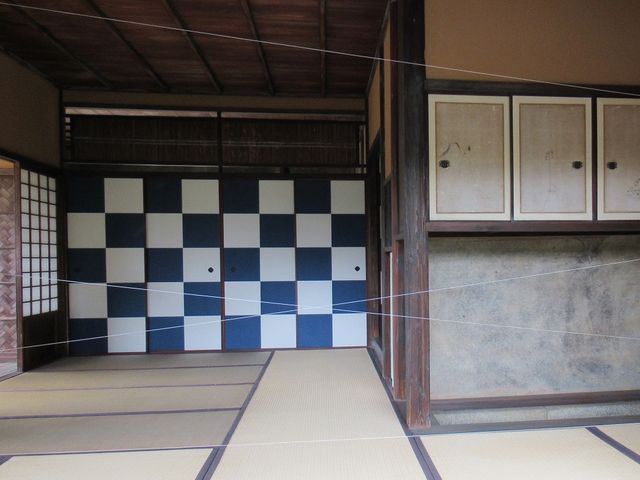 ���F���N�₩�Ȏs���͗l�̉�_�j���{