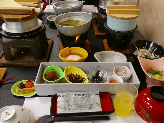 �R�����E���s�E����ց@���H_�͂�����@���҂��̏h�@�����