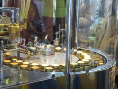 Todays����̋e�쏤�X�ւ̓��e�ʐ^1