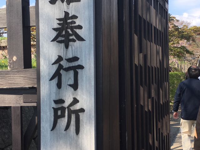 �����̓����_�ܗŊs��