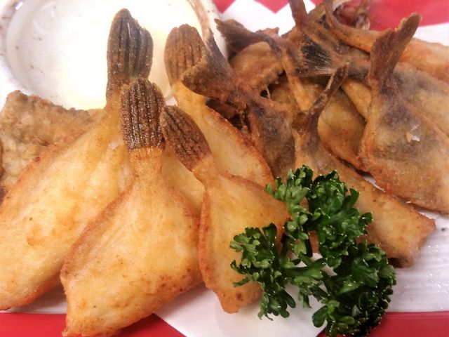 �ނ������Ȃǂ�����g��_�݂��ɉB�����i�������ȏW�Ϗ����ƂƁj