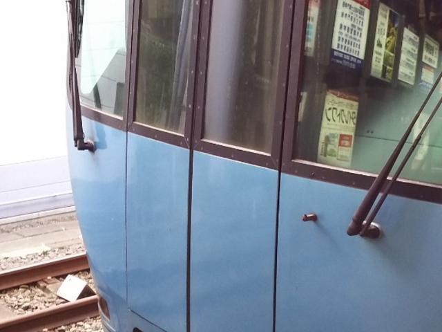 ���}_�{���؉w