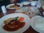 �͂��˂����݂���̃K�X�g �ғ��X�̓��e�ʐ^2