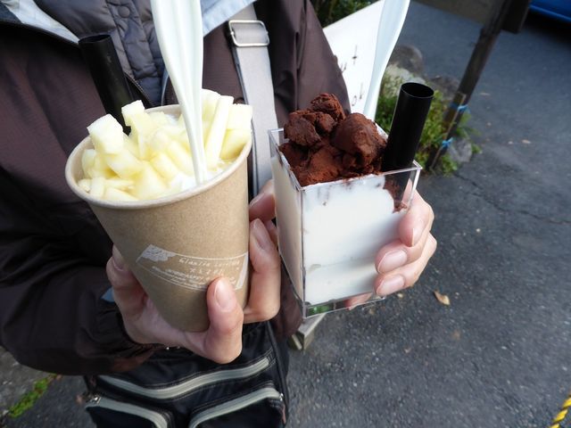 ñVLVL񂲂Ɛ`R̃NbV_Ƃ닍