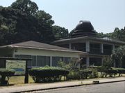 �G����̉_��z�K�̒r�r�W�^�[�Z���^�[�̓��e�ʐ^1