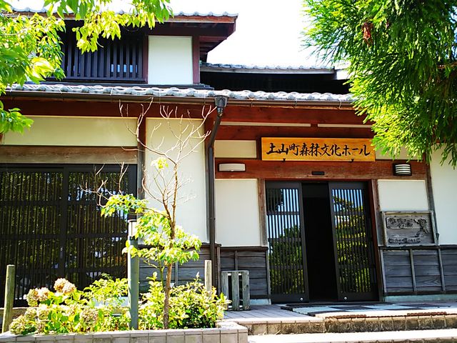 ˂񂳂̓yRjق̓eʐ^4