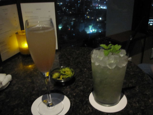 ҂҂낳the bar nCAbg[WFV[ߔe̓eʐ^1