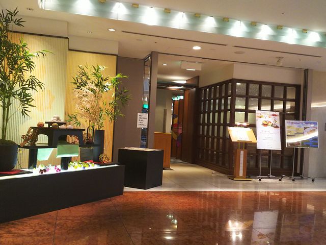 䂸̋sK[fpX EW̓eʐ^1