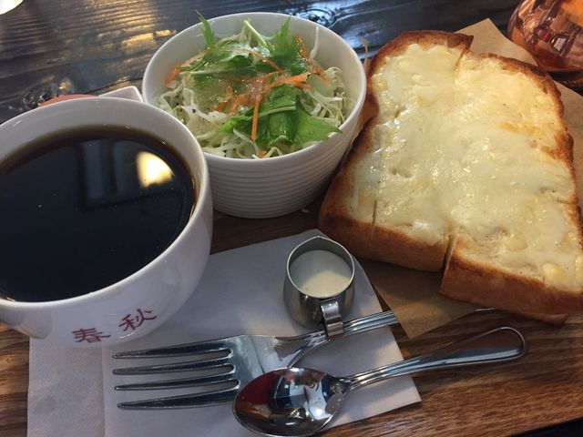 �`�[�Y�g�[�X�g�̃��[�j���O_����t�HKobe