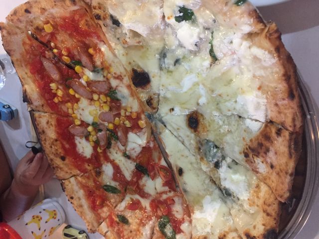 n[tAhn[tĂ܂_sbcFA _ V[l Pizzeria Da SYUMONE