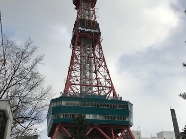 �O��_�����ۂ�e���r��