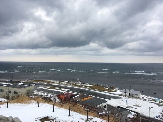 �Ŗk�[�̔�����_���{�Ŗk�[�̒n�̔�