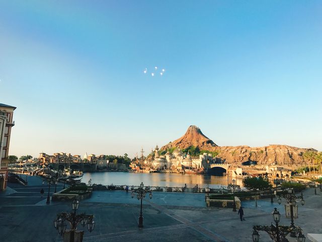 �~���R�X�^�A�x�b�����B�X�^���E���W�A���H���̒��߁B�L���X�g���񂪂�����Ɏ��U���Ă��ꂽ�肵�܂��B_�����f�B�Y�j�[�V�[(R)