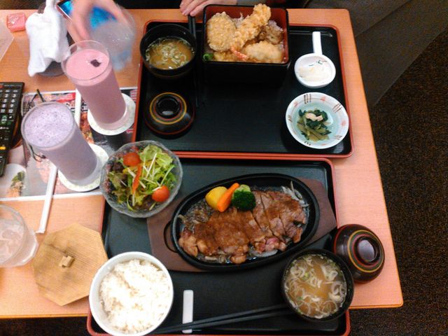 4��ނ���`���C�X�@�X�e�[�LSet���C�N�d�V�w��Set_�z�e���G�~�V�A�D�y�@�X�p�E�A���p