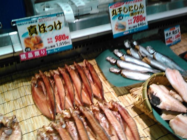 �ق����@�T�C�Y��ނɂ��
�@1000�~�`3.000�~
_���������s���O�s��