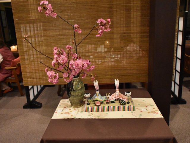 ����l���� �h�̐H����_����l����