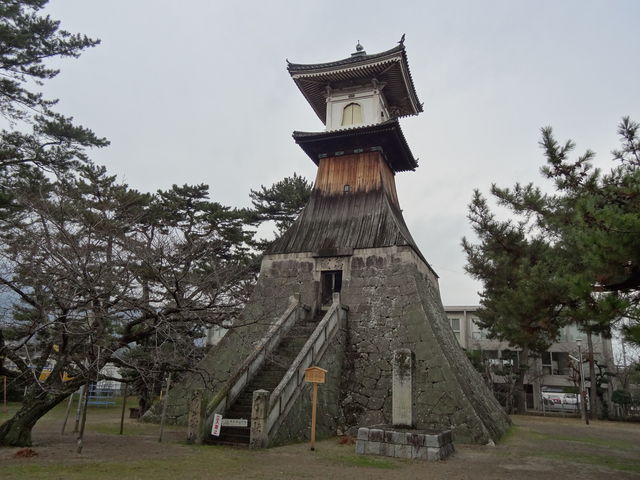 Օŵ߂ɗj錚܂_ՓdՕw