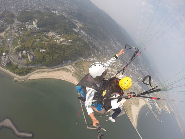 ɂāApCbg̎B_ŃJVI_ƂpOC_[XN[