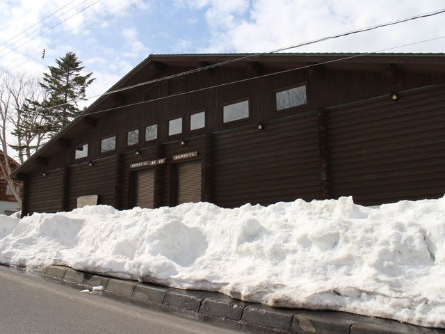 �g�C��_��f���ΔȃL�����v��