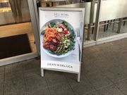 ^aDDEAN & DELUCA ̓eʐ^1