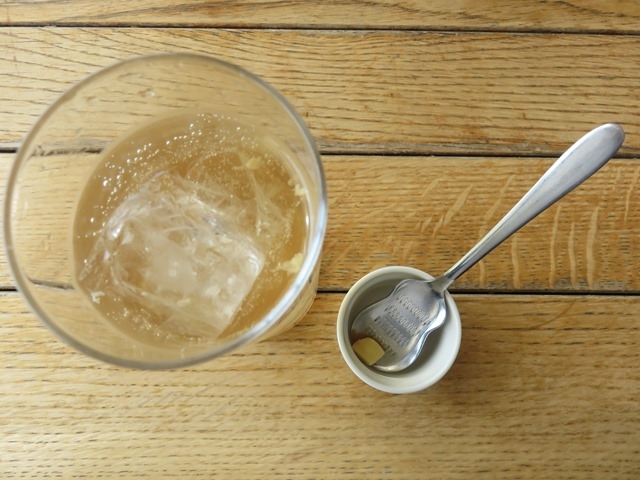 肨낵WWG[_ΔȂ̓mXgORAE