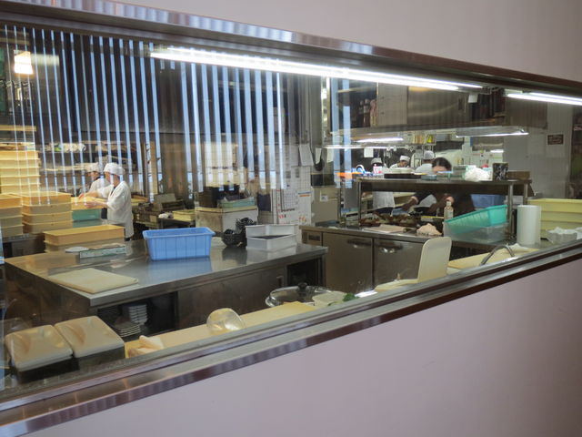 �ʘH���猩����~�[_���������@�܂�͐H�� ��񂭂��X