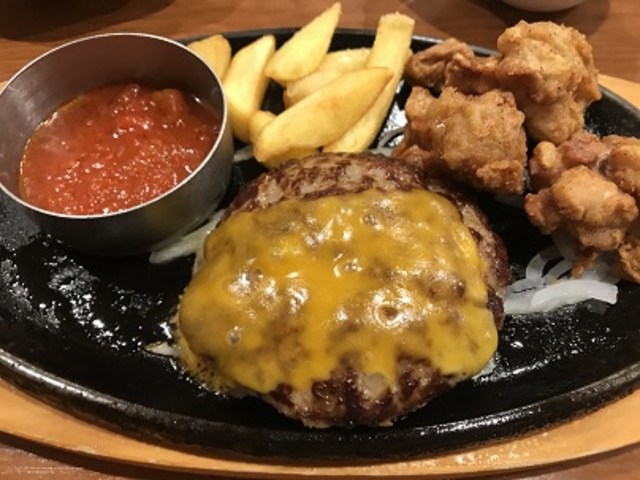 ݂񂳂̃rbO{[CX̓eʐ^1