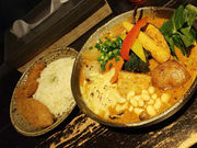 SakuraRojiura Curry SAMURAI. HnJB. ݓX̓eʐ^1