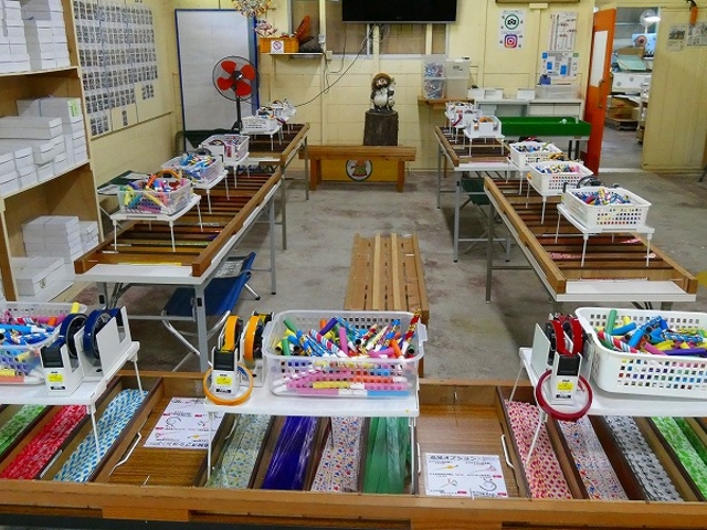 ���Ɍ��E�W�H���E�����߂��̗��E����̌��R�[�i�[_�����߂��̗�