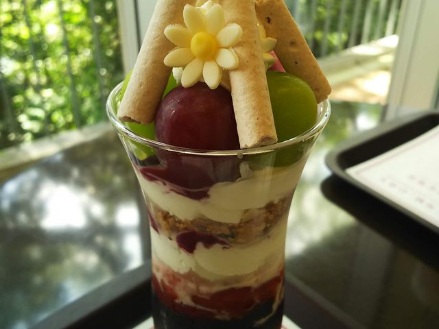 ぶどうのパフェ_神椿