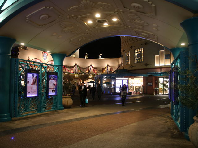 ���]�[�g�Q�[�g�E�F�C�E�X�e�[�V�������̓X�ܓ���_�C�N�X�s�A��