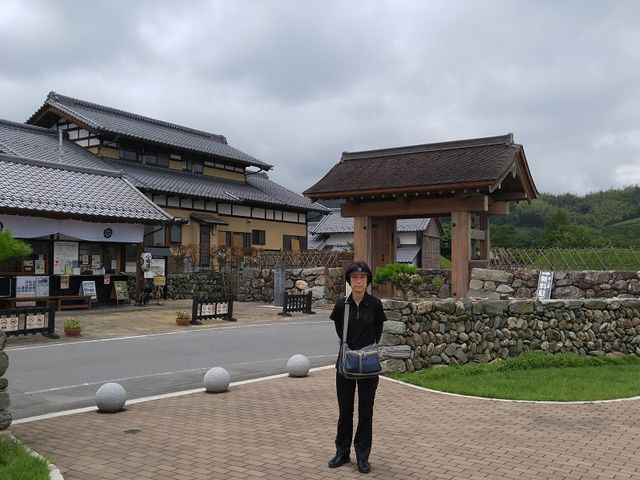 �뉀���̎{�݂⑐�؂͐^�V�������ł���_���w�薼���u�y�R���v