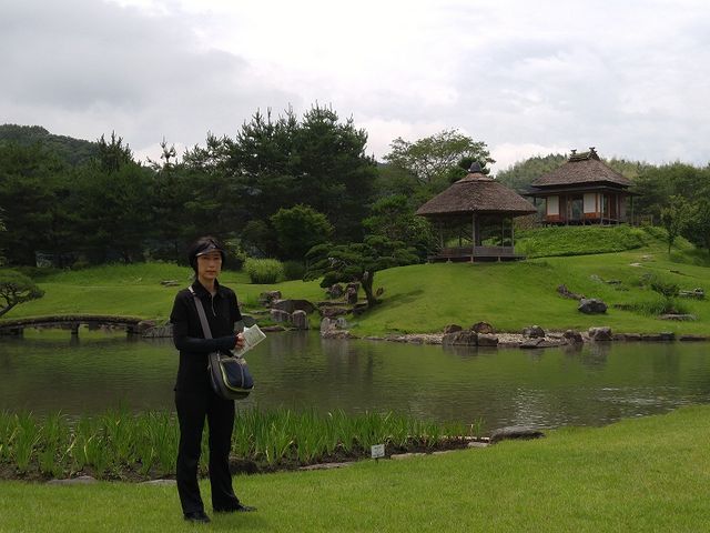 �����r�z���ɏ��R�̏�Ɍ��u�~�̒����v��u���|�����v��������_���w�薼���u�y�R���v