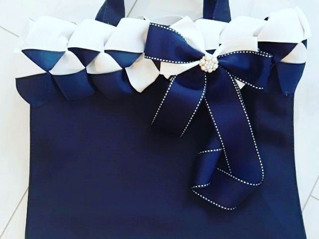 A4�T�C�Y�̂��o�����o�b�O_���Ԃƃ��{���̋���Fleuri