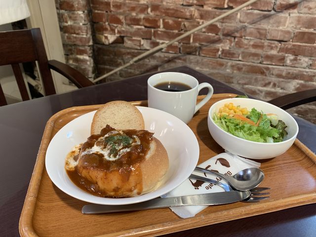 【ベーカリーカフェレンガ】ビーシチューパンセット_ベーカリーカフェレンガ