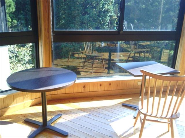 �I�V���C�̋x�e�R�[�i�[_�_�剷��@�_��