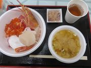 Ă̌Ðs ̂ X؃Z^[{X̓eʐ^3