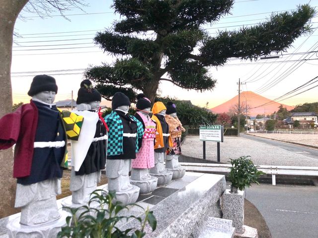 xmR܂B
̕Ajƈꏏ̃RXvŎʐ^BeĂ܂B_