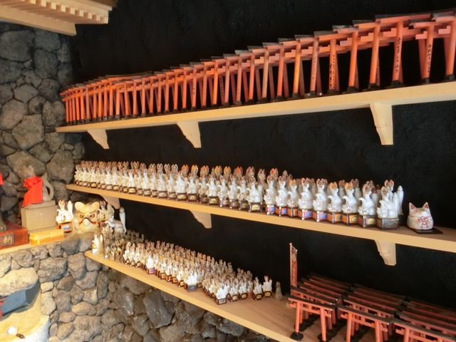 ���T�{_�����א_��