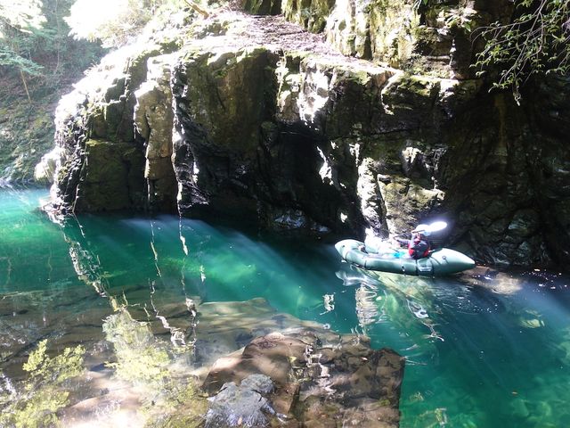 ���ՓҁA�`�������ł��B_���܂́E��V�ѕ�