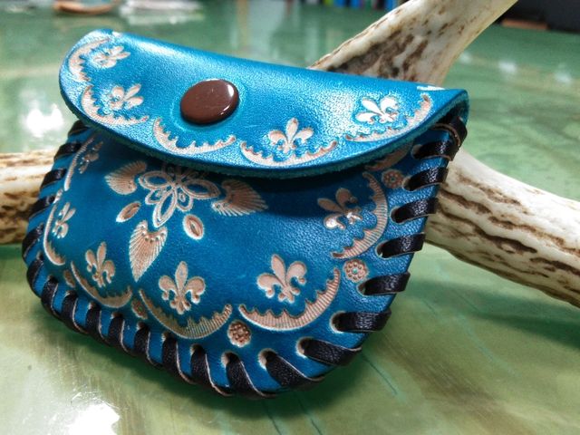 {́AR͂ꂼDȐFŐF܂B_r@k@v