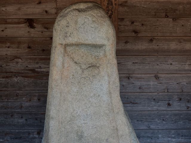 �������ꂽ����ɔ@�������A_��c�̐Ε�