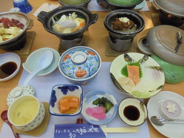 ��ȗ����̗[�H�@�炪�O��ނ�����_�����̓��h�@��]�{��