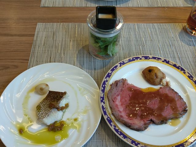 ���[�X�g�r�[�t�ȂǁB_�U�E�v�����X�@�������m��