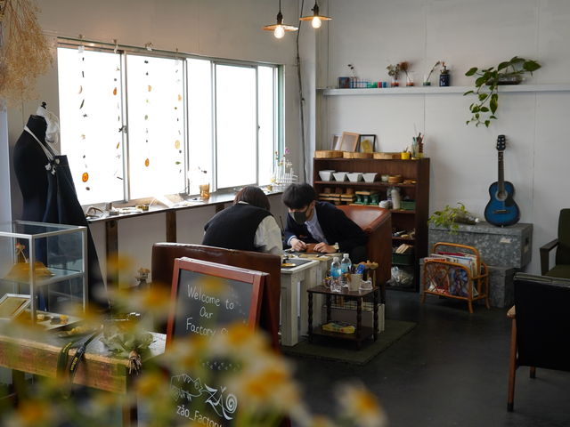 �f�G�ȋ��_�n���̃V���R�E��