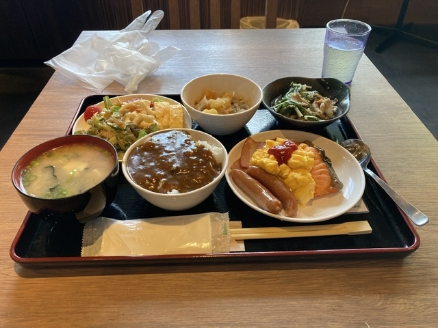 ���̐H��_�z�e���E�B���O�C���^�[�i�V���i���Z���N�g�����