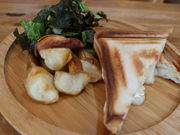 yosshỹJg[z[ i̓eʐ^3